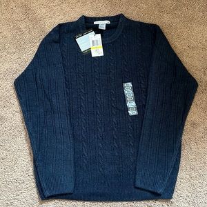 NWT Geoffrey Beene extra soft sweater medium